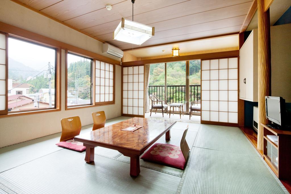 Ayameya Ryokan Nakanojo Zimmer foto